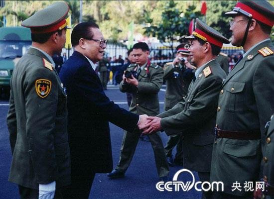 四代领导人关注澳门问题 军方公布珍贵照片