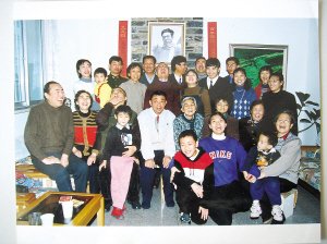 <em>闻一多</em>之子:澳门回归前夜闻家后人祭告乃翁_新