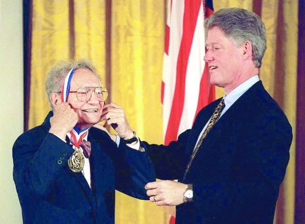 1970 诺贝尔经济_...【1970年诺贝尔经济学奖获得者保罗·安·萨默尔森】美国经济学家...