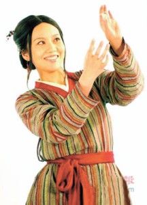 闫妮殷桃演<em>小品</em>讽刺<em>快女</em>走调_新闻_腾讯网