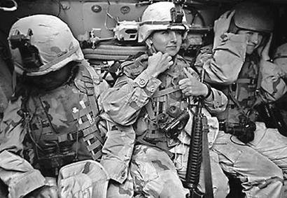 驻伊美军废除惩处怀孕<em>女兵政策</em>(图)_新闻_腾讯