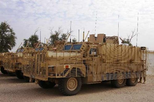 英国国防部承认驻阿英军过半装甲车不合格(图)