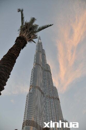 828米迪拜塔世界最高 造价高达15亿美元(图)