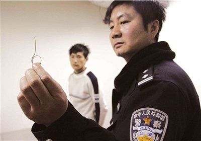 小偷用钥匙环儿撬锁行窃 两次光临一小院被抓