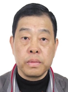 犯罪嫌疑人龙海,男,1956年7月1日出生,身份证号510212195607010379,住重庆市沙坪坝区小龙坎新街86号26-5。通缉罪名:涉嫌开设赌场罪