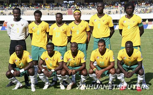 多哥称足球队门将和司机仍然存活