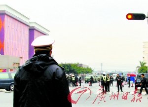广东东莞东坑公安分局长涉赌场案被免职(图)