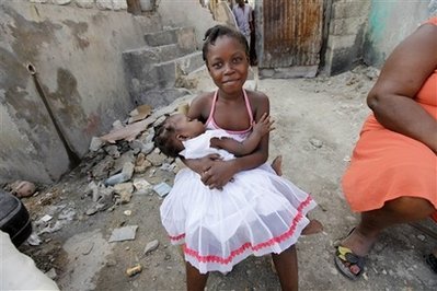 海地地震引发孤儿潮 20万受灾孩童等待领养