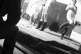 仙桃沔阳剧场演脱衣舞 对面就是警务室