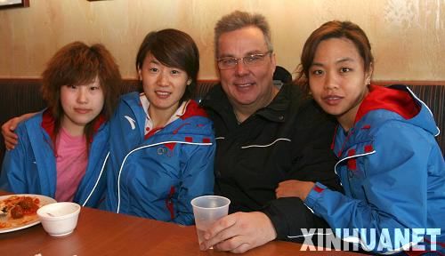 探营中国女子冰球队(组图)
