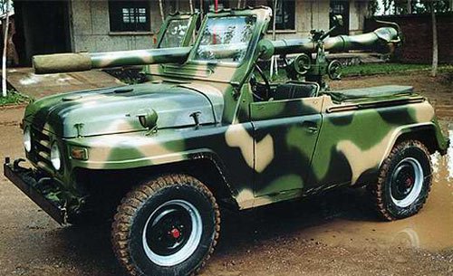 新中国第一代军用吉普风行半世纪(组图)