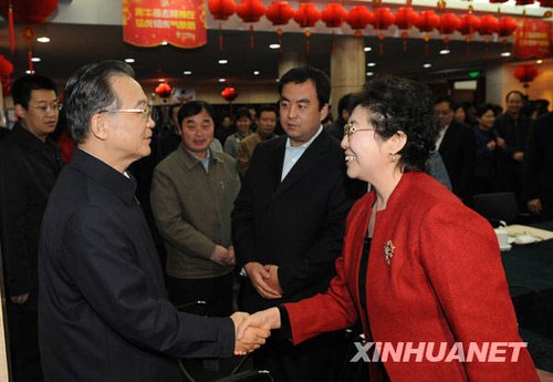 温家宝总理同北京市社区群众座谈纪实