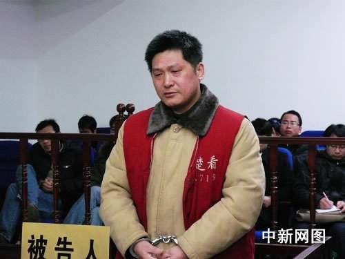 死1伤案在淮安市楚州区法院开庭,肇事司机杜军以交通肇事罪被提起公诉