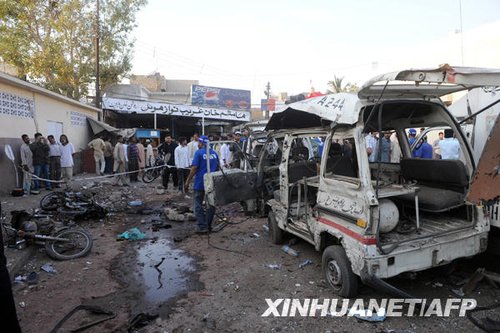 组图:巴基斯坦群众抗议连环爆炸事件