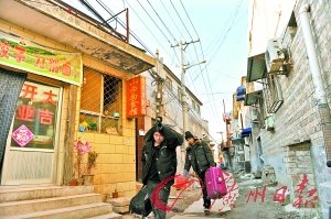 蚁族生存现状调查：逾八成人是“穷二代”
