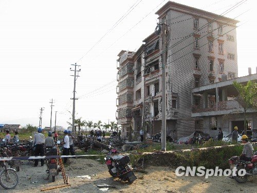 广东普宁燃放烟花引发爆炸事故已造成21人死亡