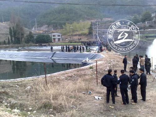 发现尸体的鱼塘
