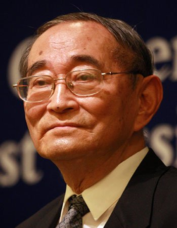 厉以宁:将微型企业划分出定做金融服务体系_新