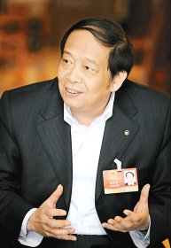 史宁中代表:中小学校长也应去行政化