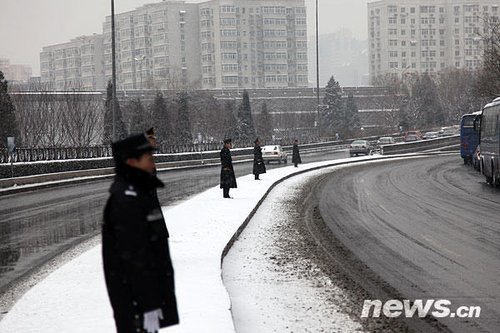 北京气象台发布道路结冰黄色预警信号