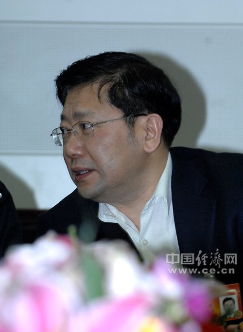 新疆兵团书记:农牧工家庭人均纯收入7669元