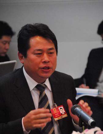 中石油经理:依托国家政策 做强运输产业