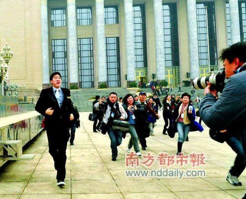 两会奥斯卡颁奖：严琦《五亿风云》独揽4大奖