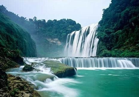 贵州干旱黄果树瀑布水量减少 尚无断流危险