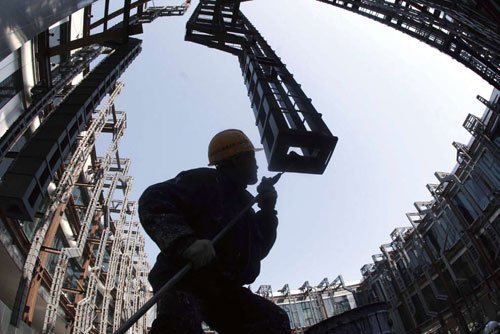 国进民退成体制之争 学者称权贵资本主义抬头