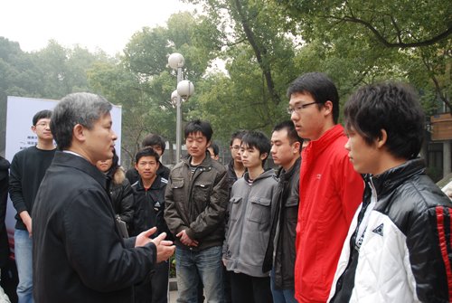 主题切合:湖南大学公益创业企业、文明祭祀