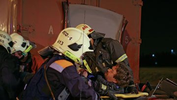 莫斯科地铁站爆炸发生在第三节车厢 死亡人数升至26