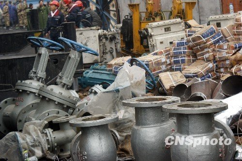 王家岭矿难指挥部增井下指挥部 潜水员下井被否