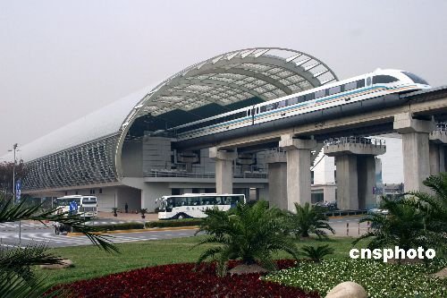 中国首辆高速 磁浮国产 化样车交付 将亮相世博