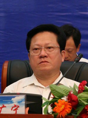 张广宁出任广州市委书记 朱小丹不再担任
