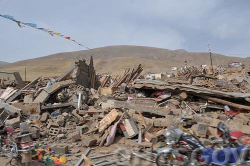 组图:青海玉树地震灾区实拍