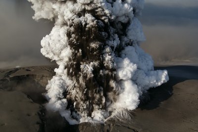 冰岛火山喷发引发全球关注 ■供图/CFP