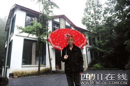 都江堰彭州交界5.0级地震 重建房安然无恙