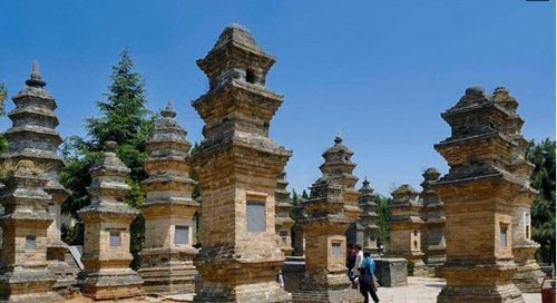 网评九大坑爹景区 少林寺一柱香6000元居首