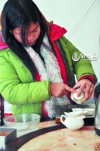 偏僻山村越南新娘剧增 单身汉组团赴越娶妻(图)