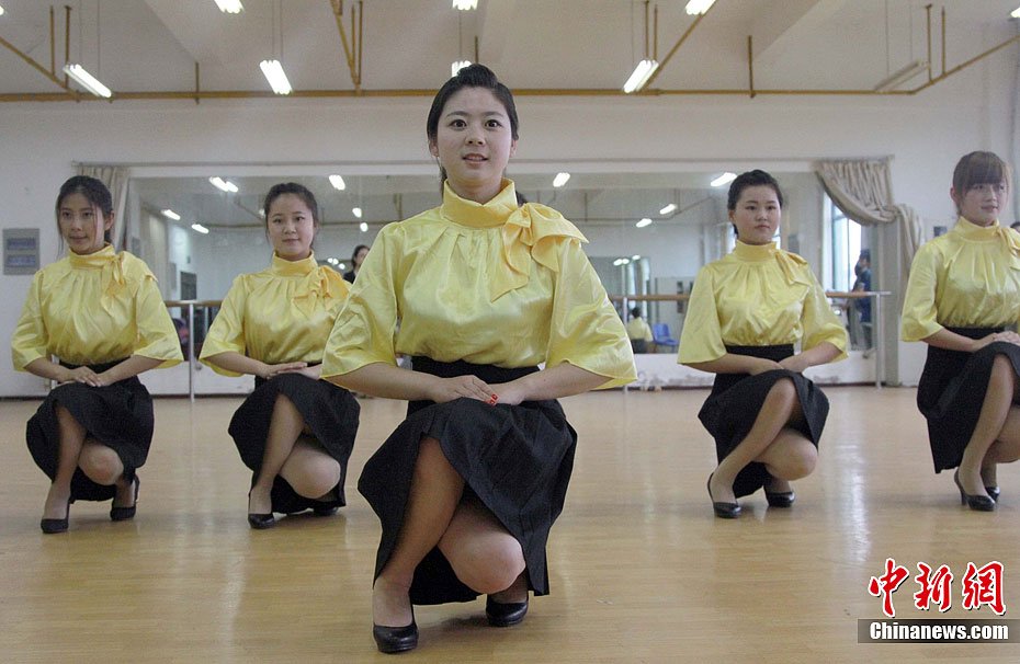 走进武汉纺织大学<em>淑女</em>班_网易地方<em>论坛</em>