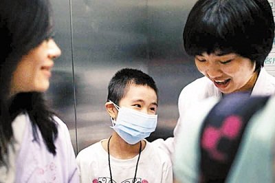 �㶫�򽫳�����ͯҽ���Ե� ����ƶ������(ͼ)