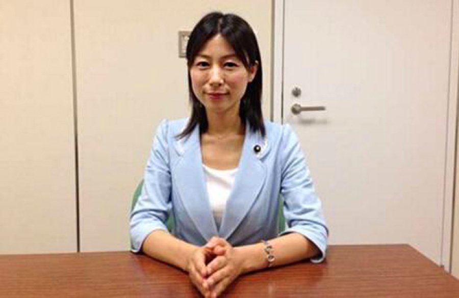 日本女议员拍下流浪狗安乐死全过程