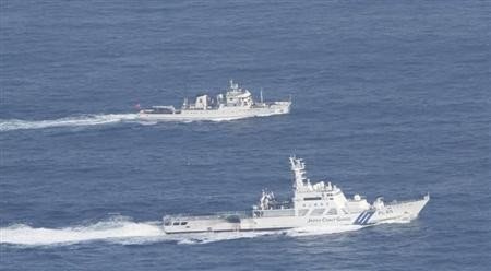 中国渔船抵达钓鱼岛海域 日戒备严防中方登岛