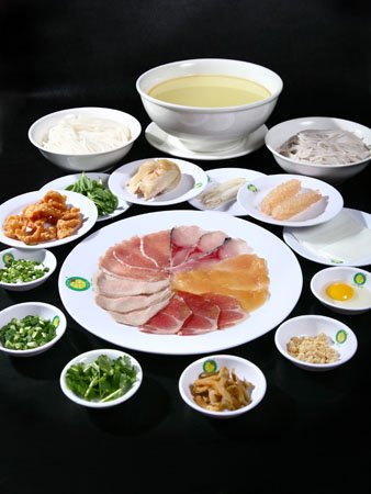 滇港合作举办滇菜美食文化节