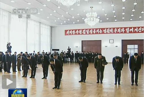 胡锦涛等中国领导人赴朝鲜驻华使馆吊唁金正日