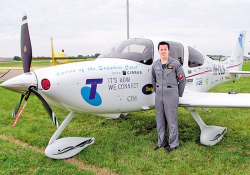 澳大利亚19岁少年成年龄最小独立环球飞行员