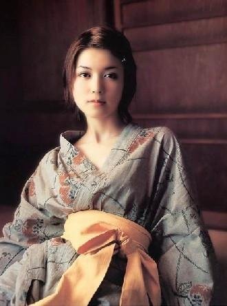 日本女人和服下藏着怎样的天大秘密