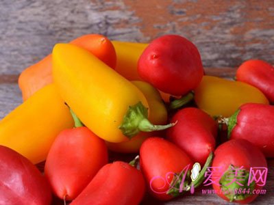 养生警惕:肾病患者吃辣椒伤肾 11种人不宜吃辣椒