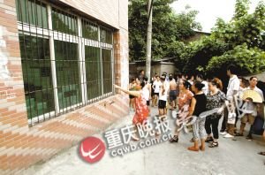 周克华母亲想给儿子收尸 警方称“肯定让去”
