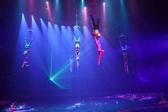 河南濮阳“二月二”龙文化节:《水秀》惊艳_新闻_腾讯网